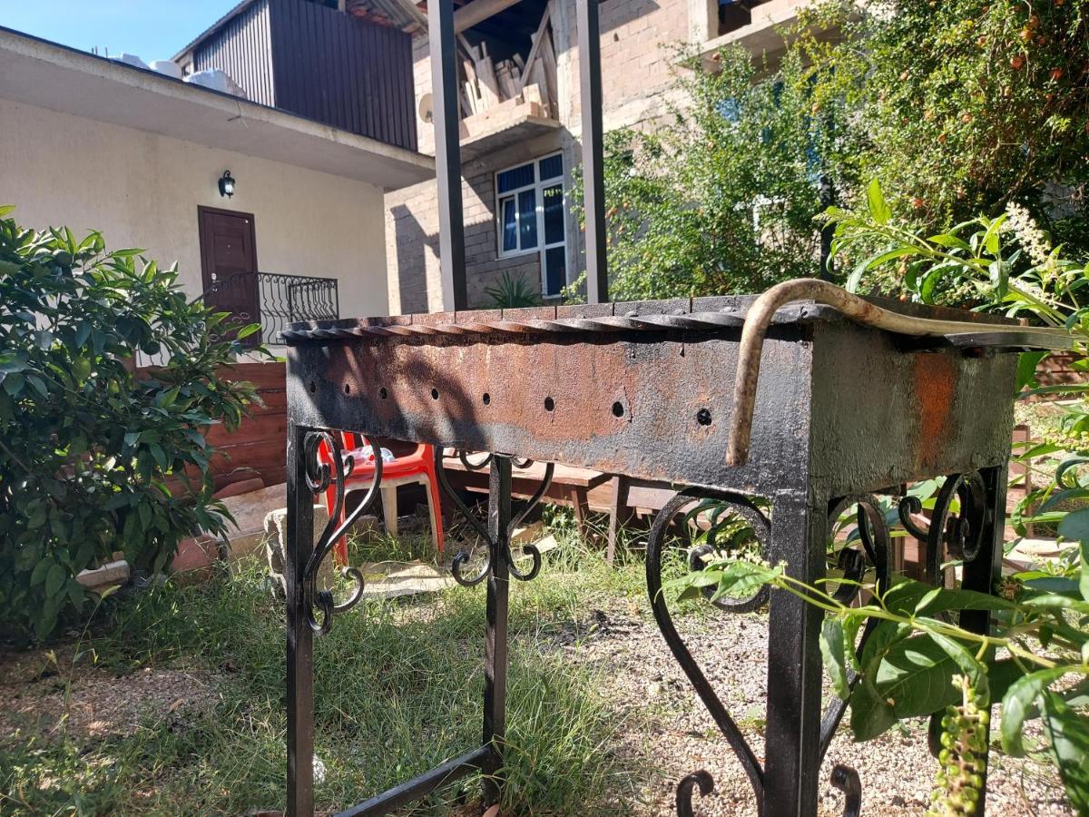 Гостевой Дом София 400 М До Моря Gagra Kültér fotó