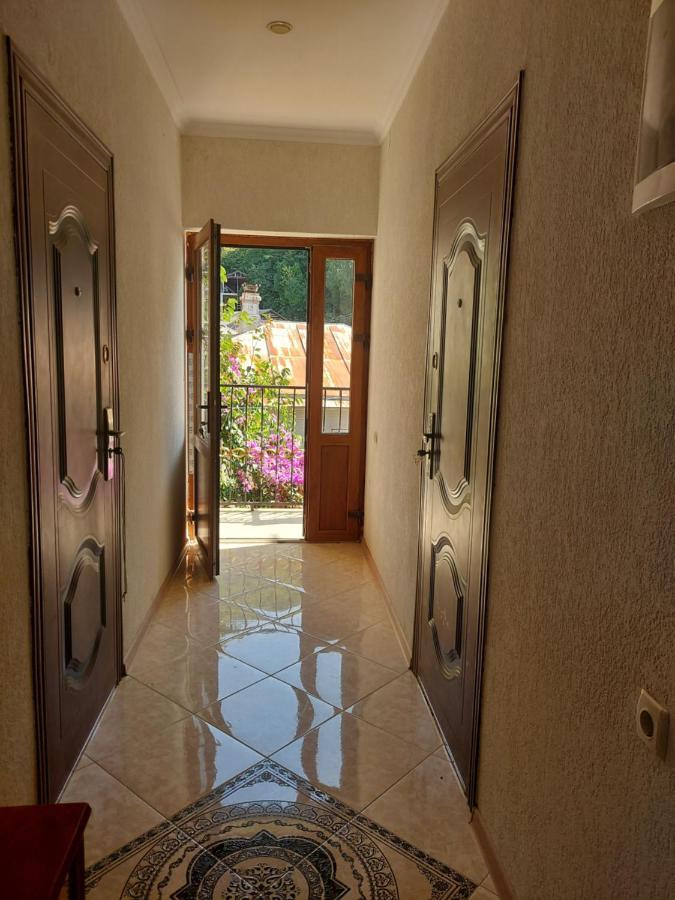 Гостевой Дом София 400 М До Моря Gagra Kültér fotó